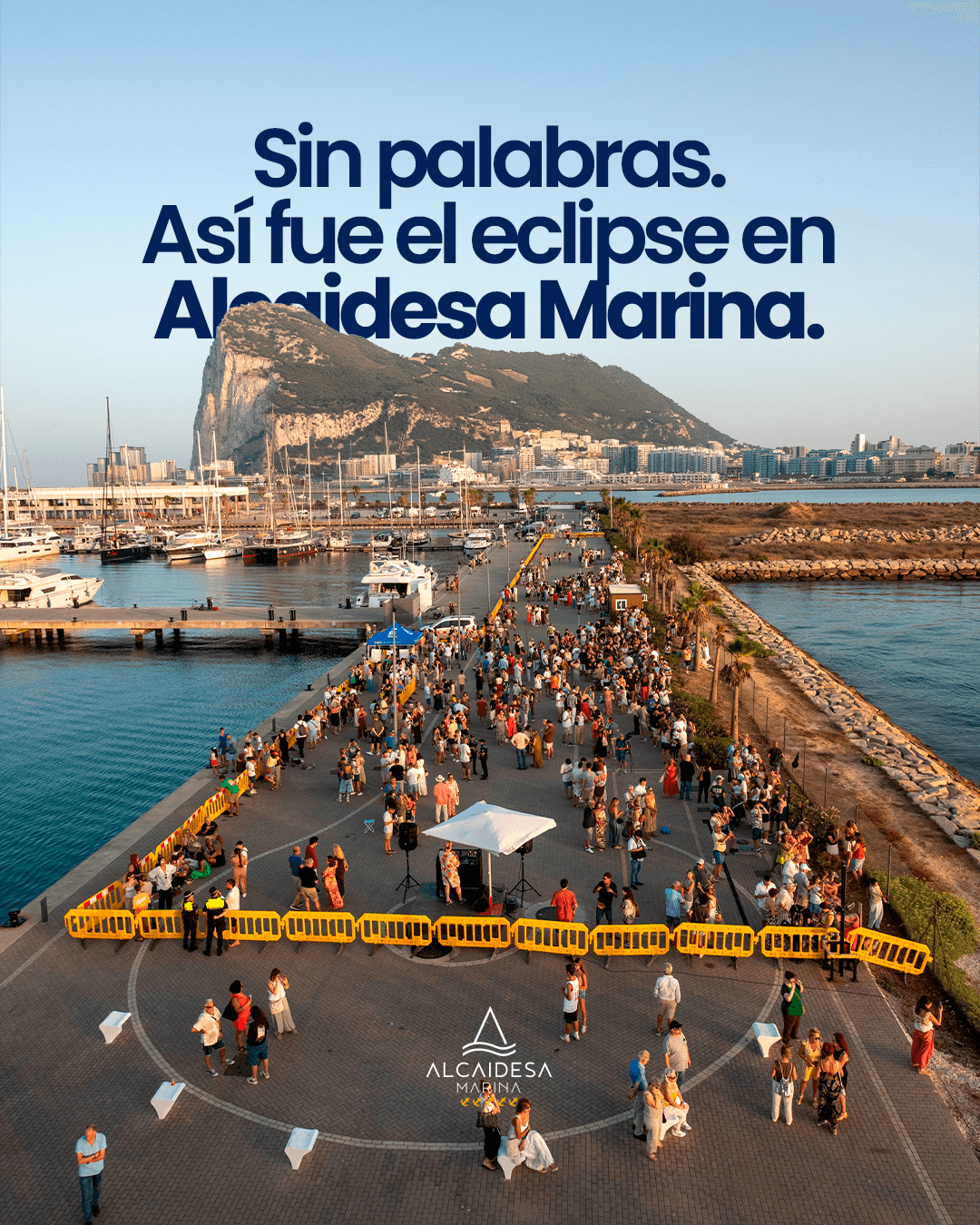 Alcaidesa Marina reúne a cientos de personas para presenciar el inolvidable eclipse solar